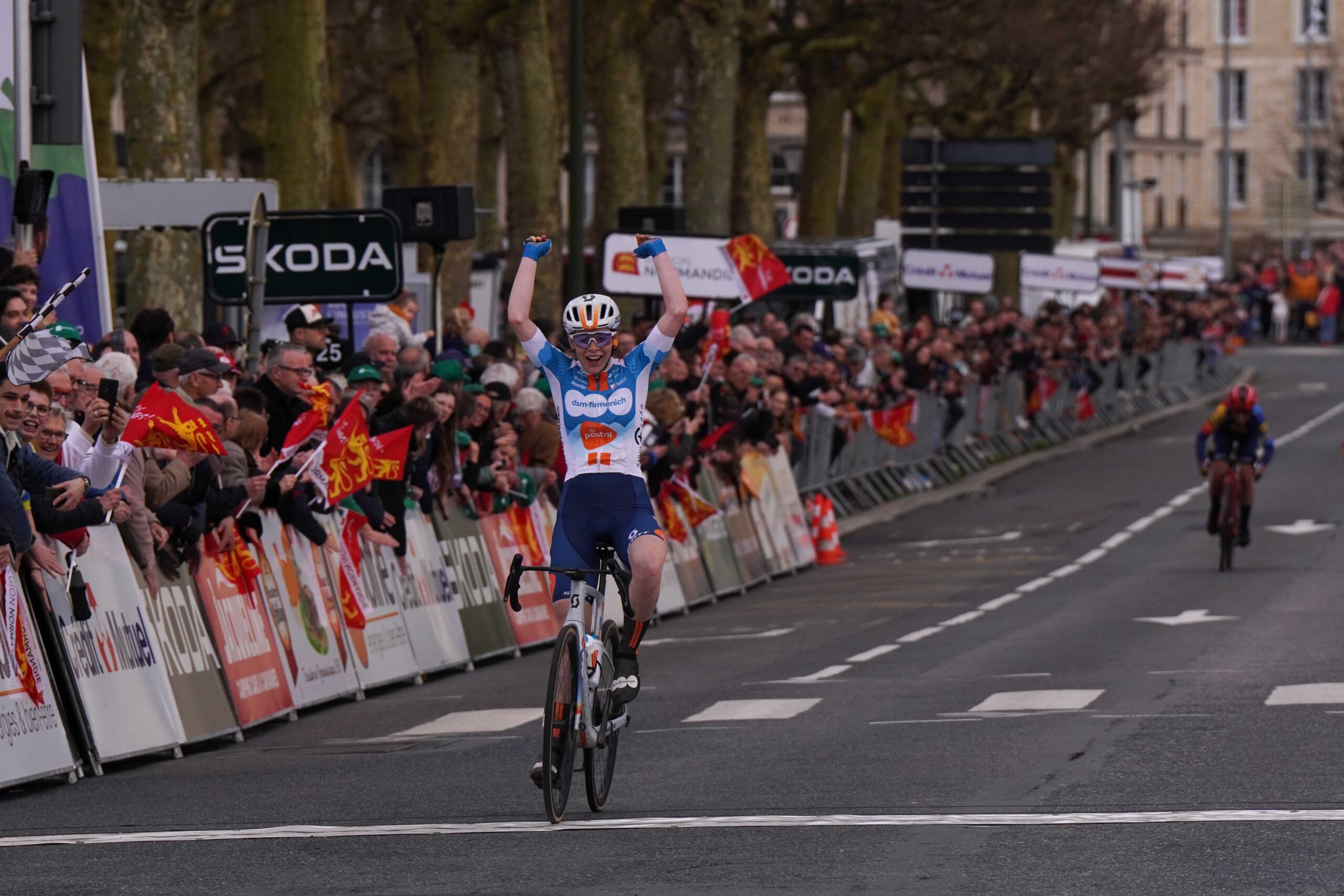 Etape 4 – Josie Nelson conquiert une étape folle